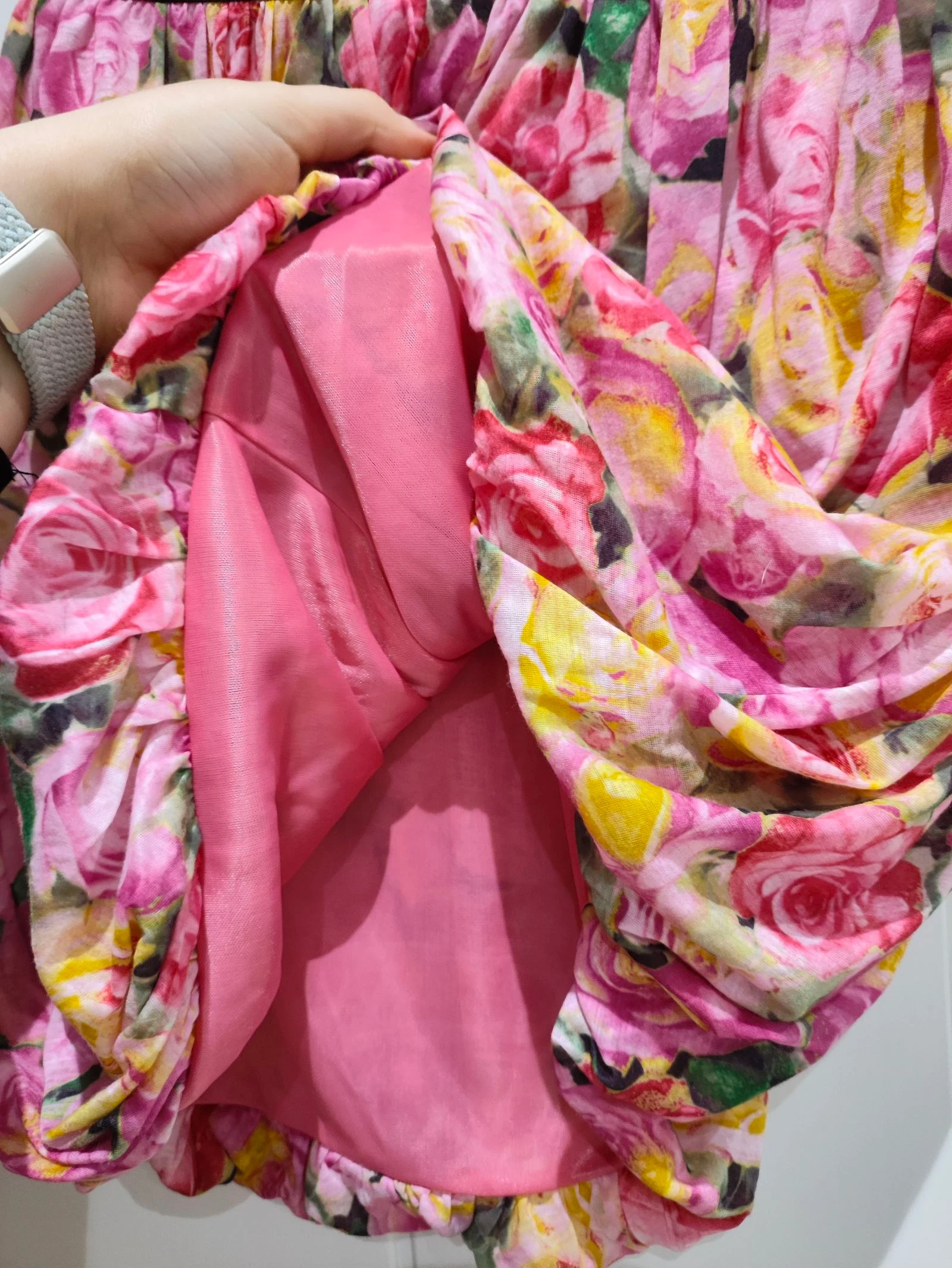 Falda floral Sfera nueva con etiqueta cintura elástica M verano – photo 4